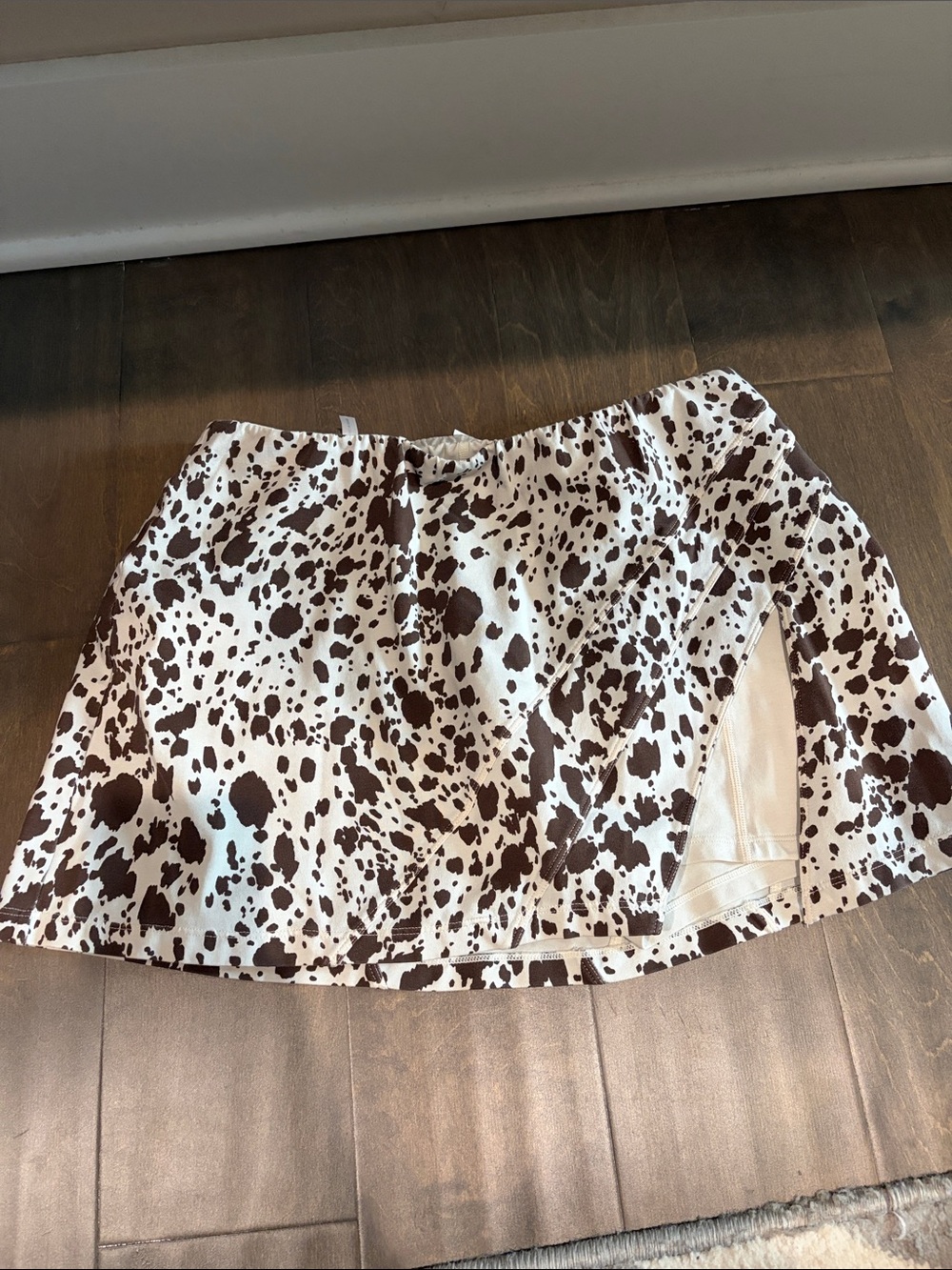 Animal print Skort with shorts under Size M